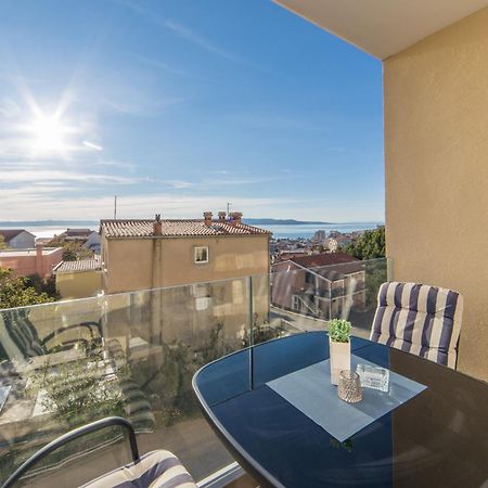 Apartments Crystal Makarska Room photo