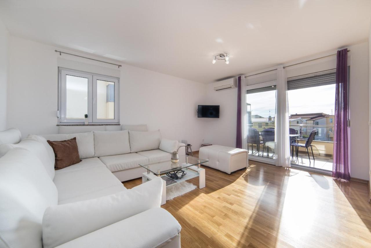 Apartments Crystal Makarska Room photo