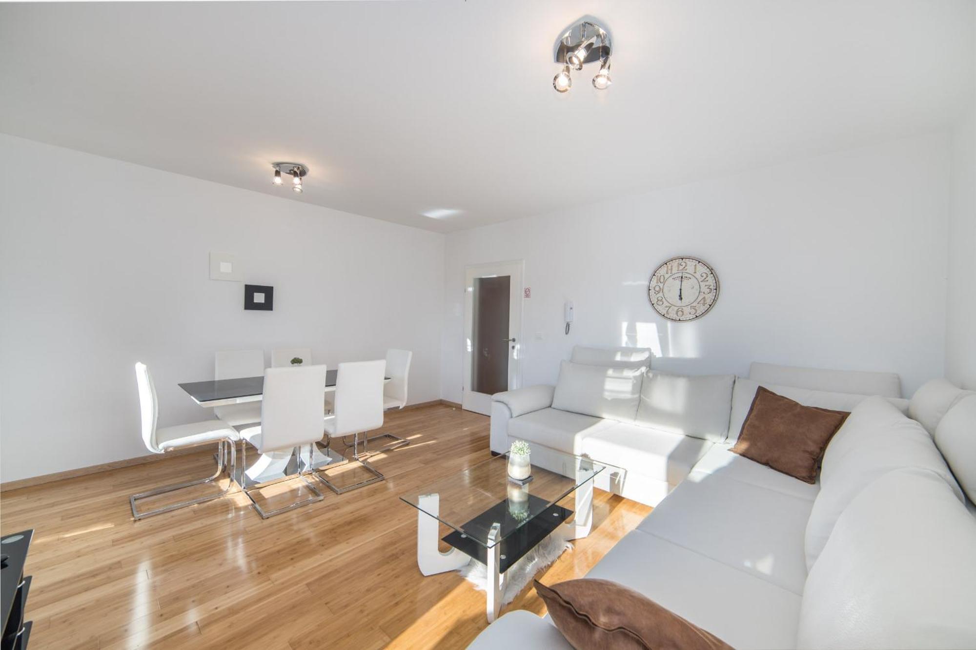 Apartments Crystal Makarska Room photo