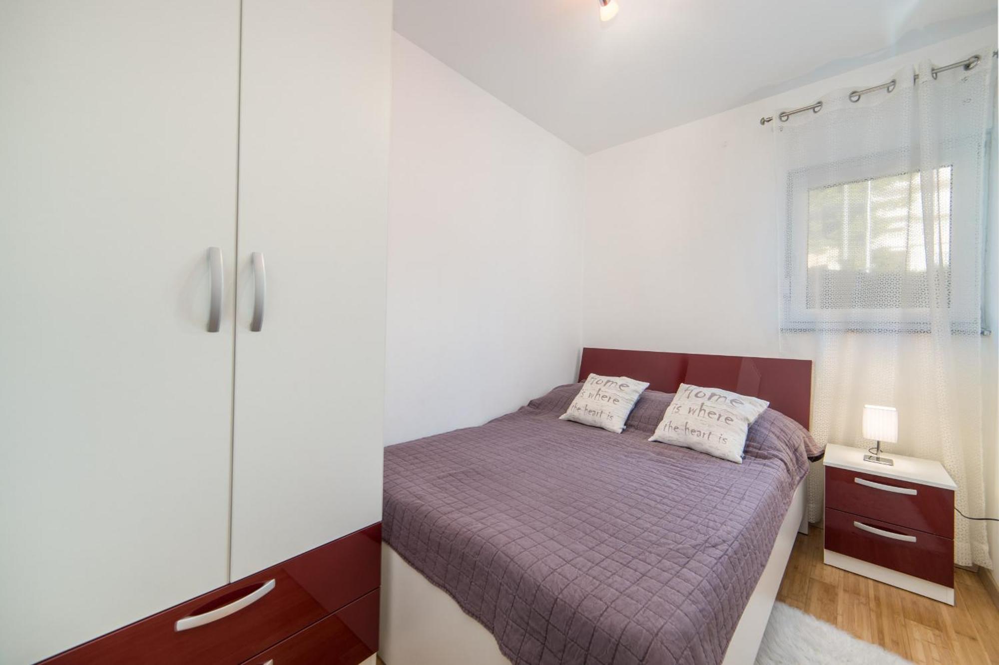 Apartments Crystal Makarska Room photo