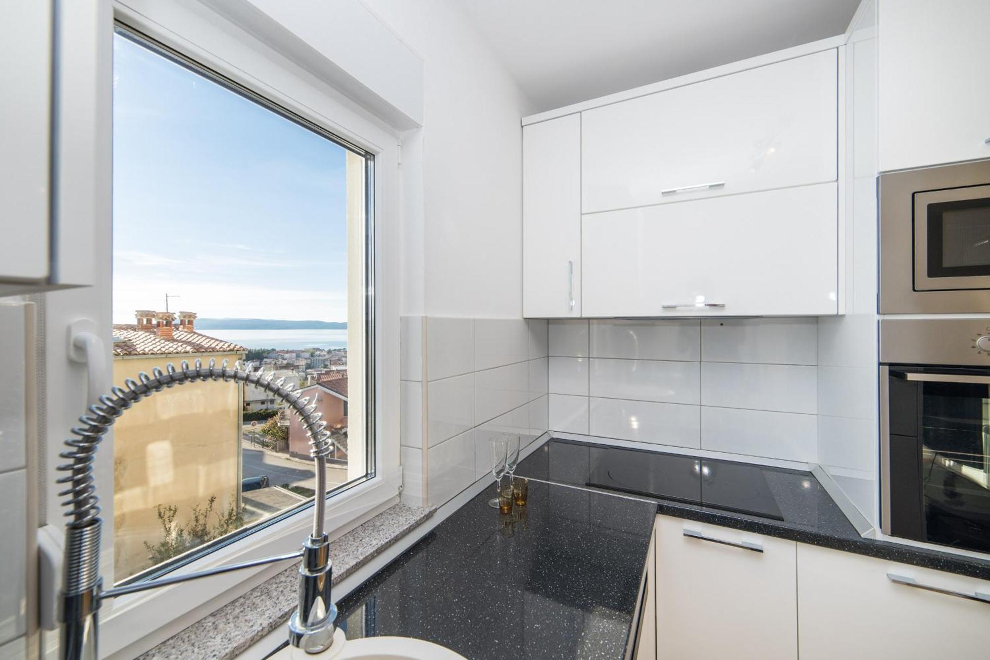 Apartments Crystal Makarska Room photo