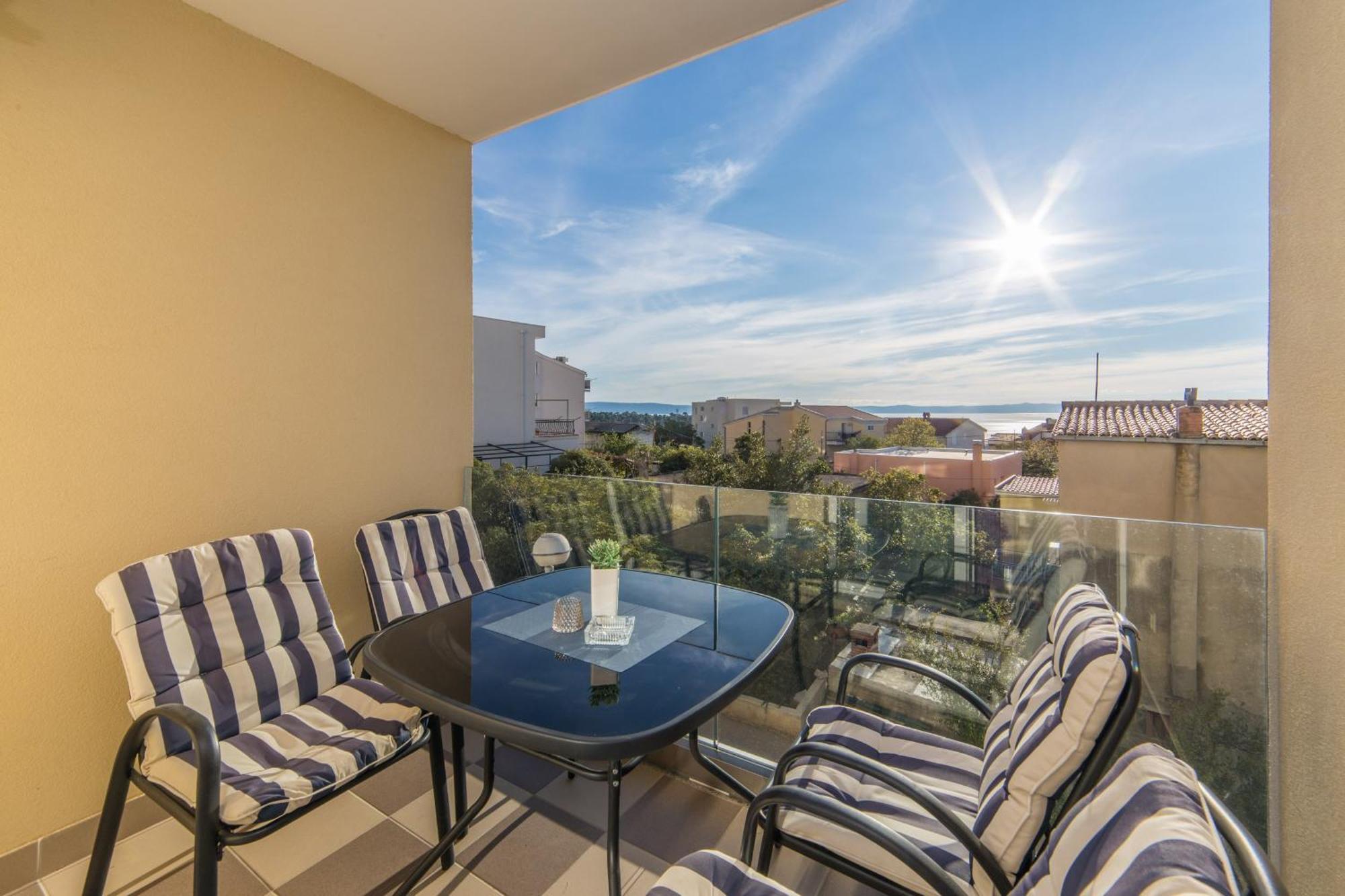 Apartments Crystal Makarska Room photo